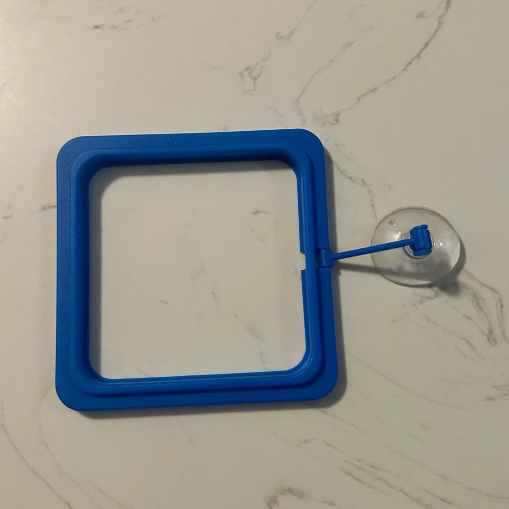 Aquarium Fish Feeder Ring with Suction Cup – Floating Feeding Frame (New)